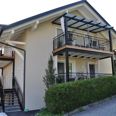 Ferienwohnung Binder Hubertusstrasse Velden am Woerthersee Exterior photo